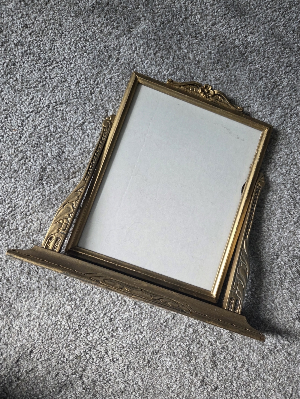Antique Gold Rectangle Tabletop Frame